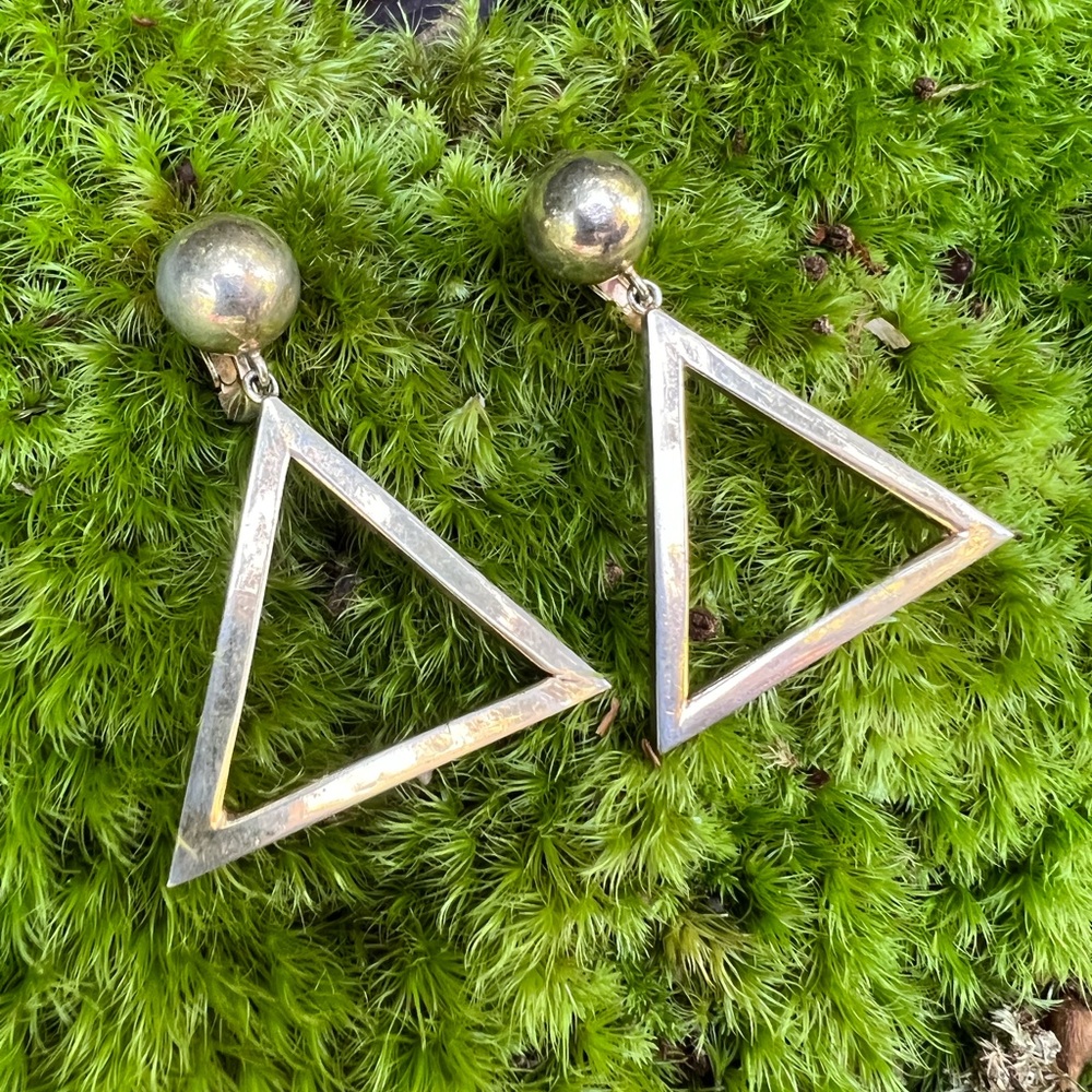Vtg Golden Triangle Dangle Earrings